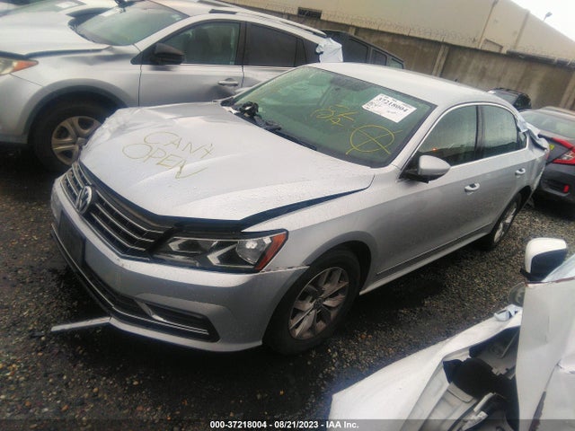 1VWAT7A36GC049657 Volkswagen Passat 1.8t S