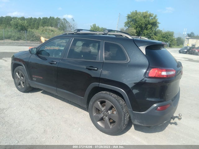 1C4PJMCSXGW292893 Jeep Cherokee 75th Anniversary