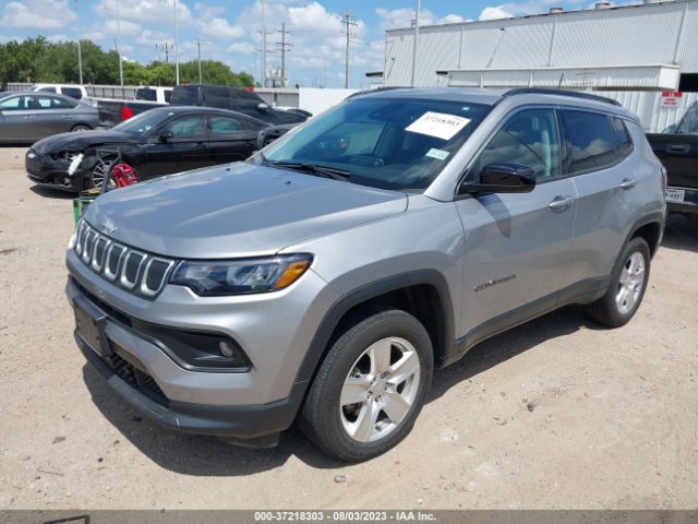 3C4NJDBB6NT130660 Jeep Compass Latitude