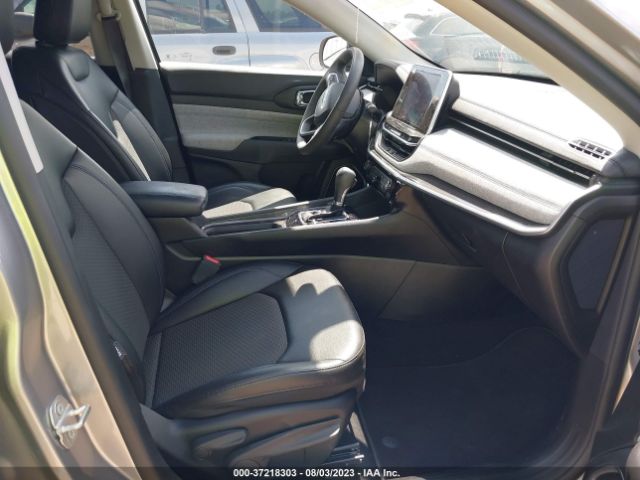 3C4NJDBB6NT130660 Jeep Compass Latitude