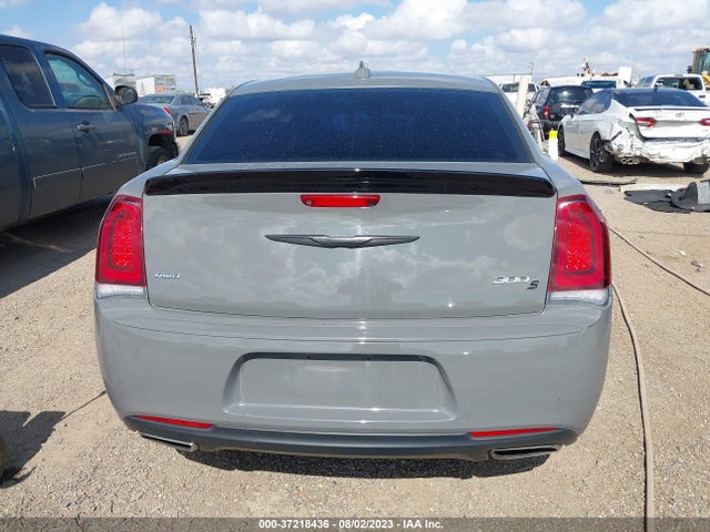 2C3CCAGG2KH531068 Chrysler 300 300s