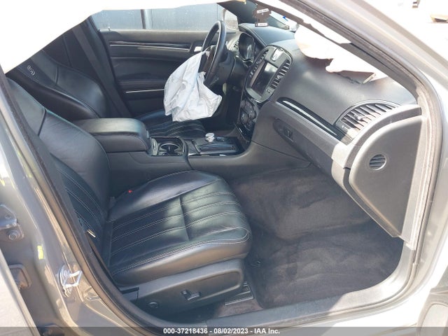 2C3CCAGG2KH531068 Chrysler 300 300s