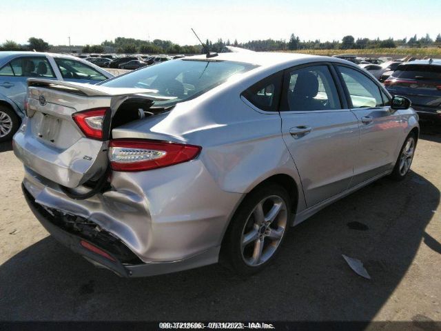 3FA6P0H74GR231605 Ford FUSION SE