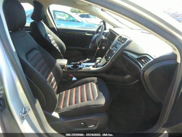 3FA6P0H74GR231605 Ford FUSION SE