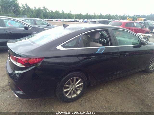 Hyundai SONATA SE 2018 5NPE24AF3JH694973 Image 11