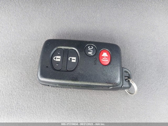Toyota Prius Three 2015 JTDKN3DU3F0478138 Image 11
