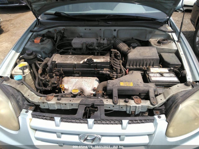 2005 HYUNDAI ACCENT GLS VIN: KMHCG45C65U638154