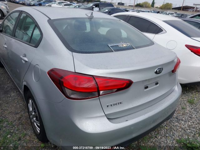 3KPFK4A7XJE203266 KIA FORTE LX