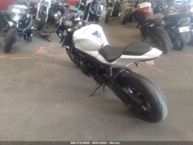 2020 SUZUKI GSX-R1000 JS1DM11B2L7100005 Photo 2