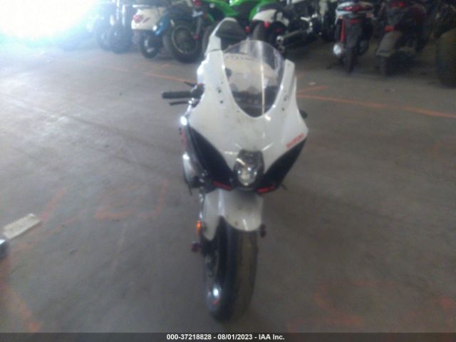 2020 SUZUKI GSX-R1000 JS1DM11B2L7100005 Photo 4