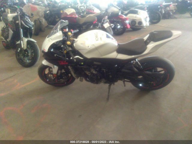 2020 SUZUKI GSX-R1000 JS1DM11B2L7100005 Photo 8