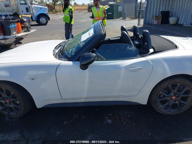Fiat 124 Spider Abarth 2020 JC1NFAEK2L0145076 Image 14