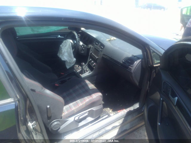 3VWYT7AU2GM065800 Volkswagen GOLF GTI S