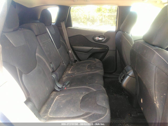 2015 JEEP CHEROKEE LATITUDE VIN: 1C4PJMCS1FW626680