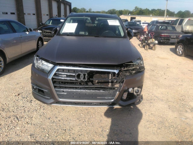 WA1VAAF79JD054348 Audi Q7 Prestige