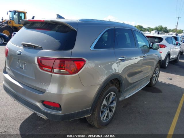 5XYPHDA52KG499955 KIA Sorento Ex V6