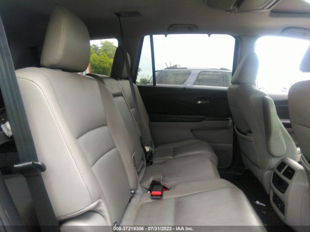 5FNYF5H98LB005650 Honda Pilot Touring 8-passenger