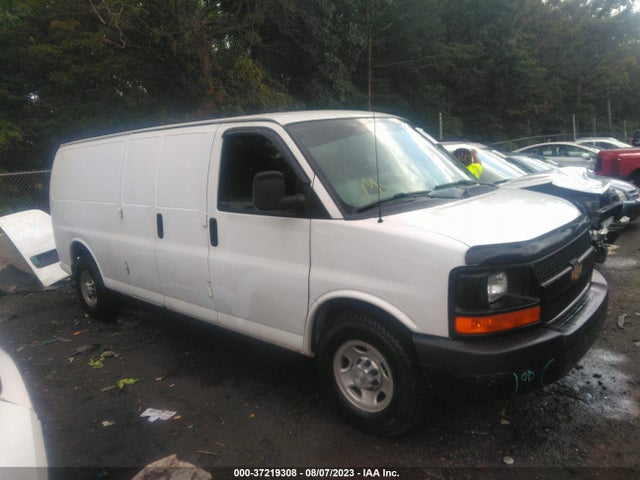 Chevrolet EXPRESS CARGO VAN 2017 1GCZGHFG8H1139367 Image 1