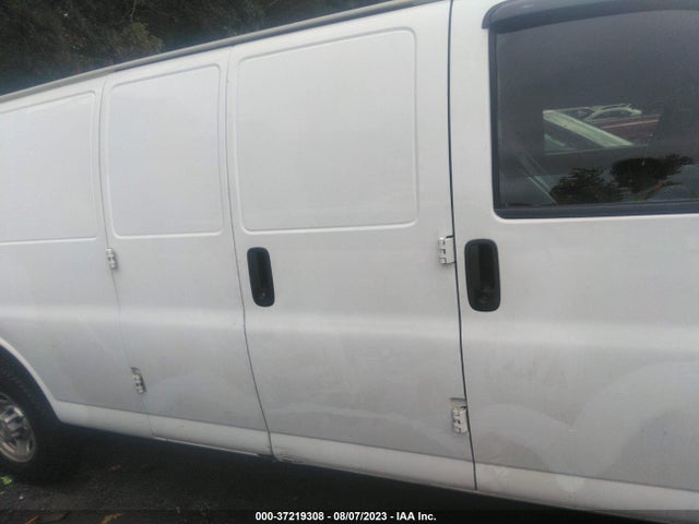 Chevrolet EXPRESS CARGO VAN 2017 1GCZGHFG8H1139367 Image 14