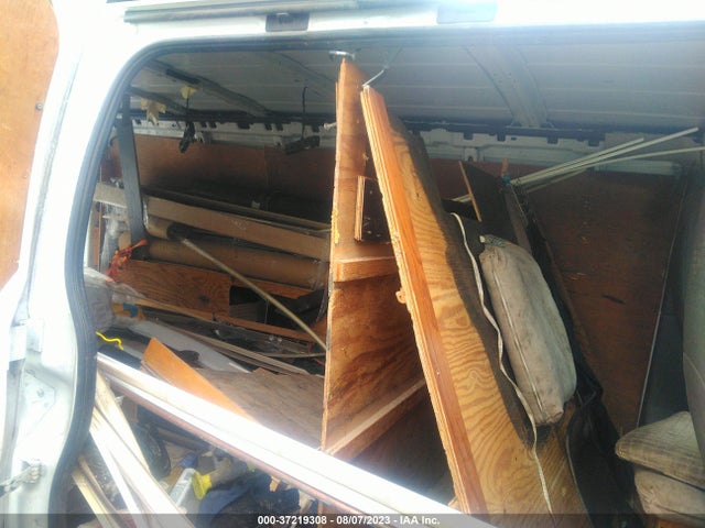 Chevrolet EXPRESS CARGO VAN 2017 1GCZGHFG8H1139367 Image 8