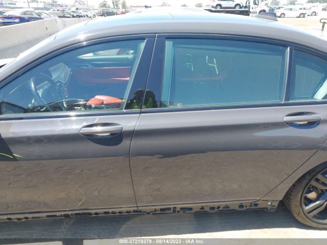 WBA7F0C54JGM22637 BMW 7 Series 750i