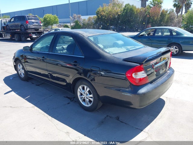 37219627 :رقم المزاد ، 4T1BF30K94U074781 vin ، 2004 Toyota Camry Le/xle مزاد بيع