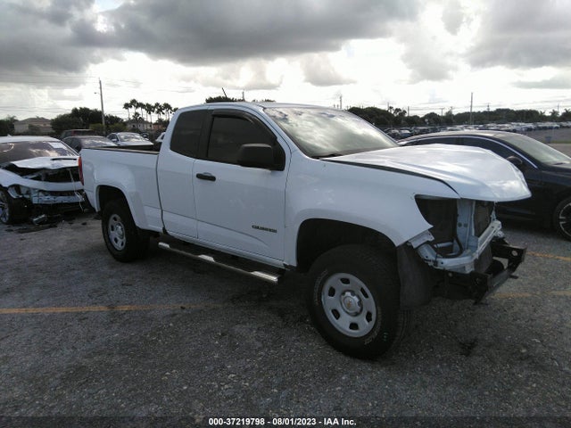 2016 1GCHSBEA4G1282142 main image