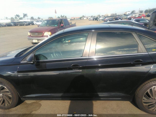 3VWG57BU4KM221459 Volkswagen Jetta Sel Premium