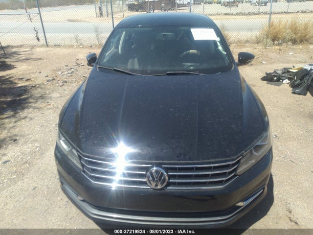 1VWAT7A39GC014398 Volkswagen Passat 1.8t S