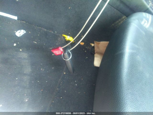 WBA8E1G50HNU14743 BMW 3 Series 320i