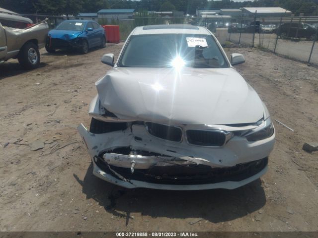 WBA8E1G50HNU14743 BMW 3 Series 320i