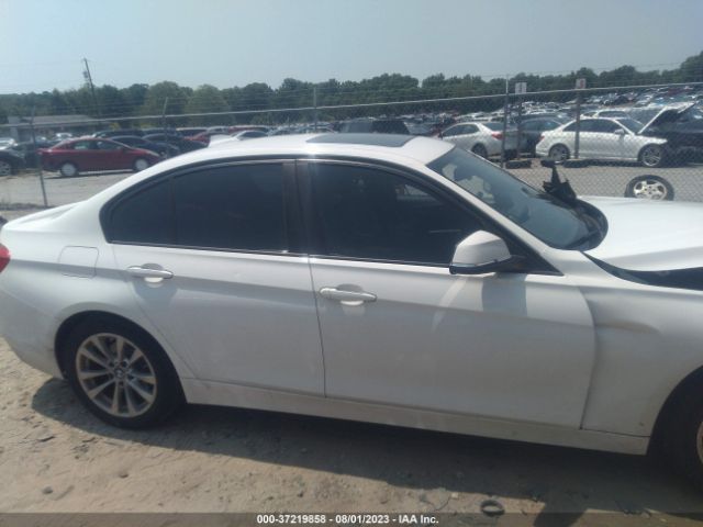 WBA8E1G50HNU14743 BMW 3 Series 320i