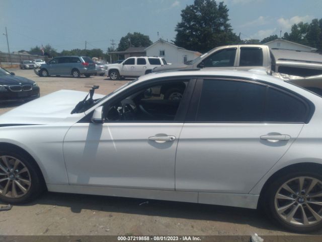 WBA8E1G50HNU14743 BMW 3 Series 320i