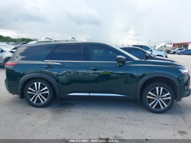 5N1DR3DHXPC260712 Nissan Pathfinder Platinum