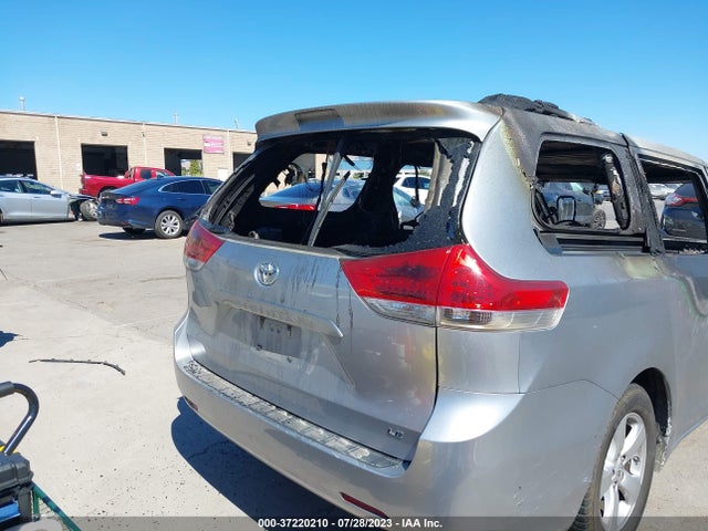 Toyota SIENNA LE 2014 5TDKK3DC9ES442109 Image 16