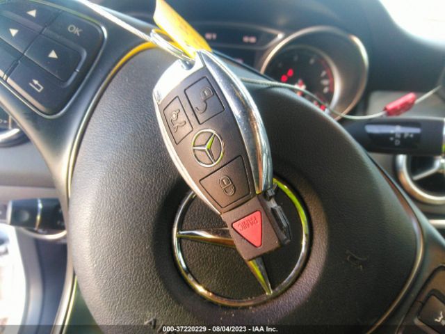WDDSJ4EB9KN726989 Mercedes-Benz Cla Cla 250