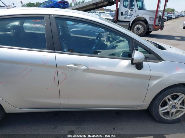 3FADP4BJ8KM141396 Ford FIESTA SE