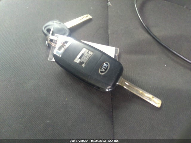 KIA Soul Base 2019 KNDJN2A23K7919311 Image 3