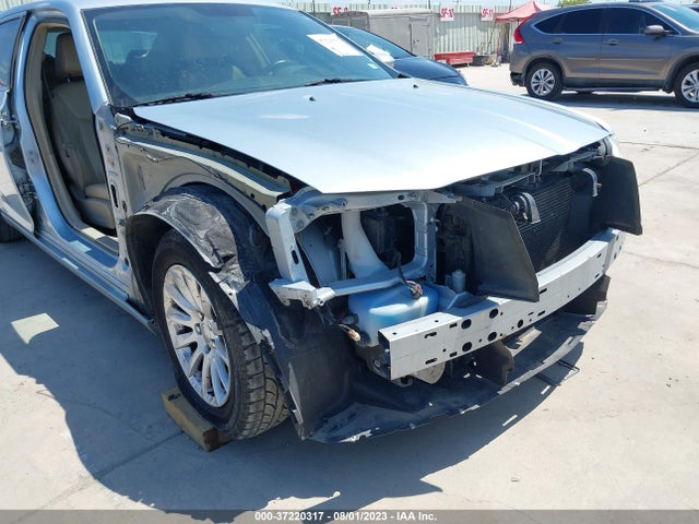 2013 CHRYSLER 300 VIN: 2C3CCAAG7DH589687