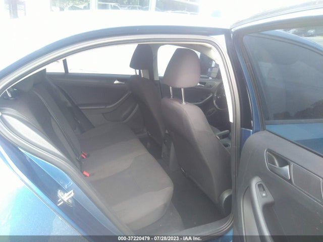 3VW2K7AJXFM249959 Volkswagen Jetta Sedan 2.0l S