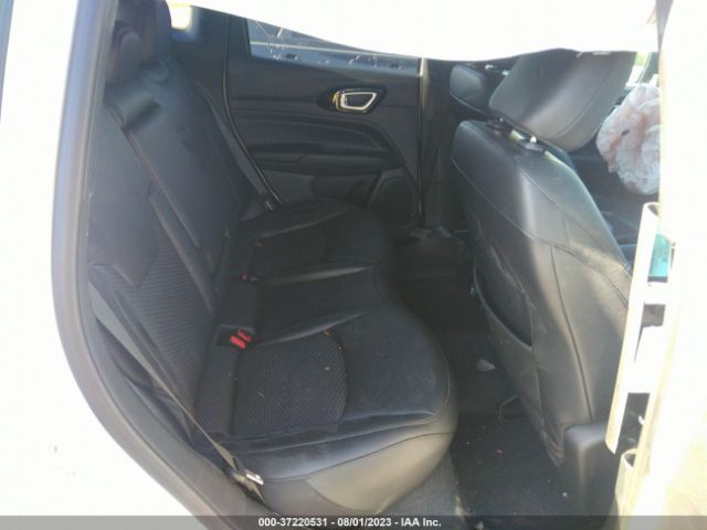 3C4NJCBB0NT166600 Jeep Compass Altitude