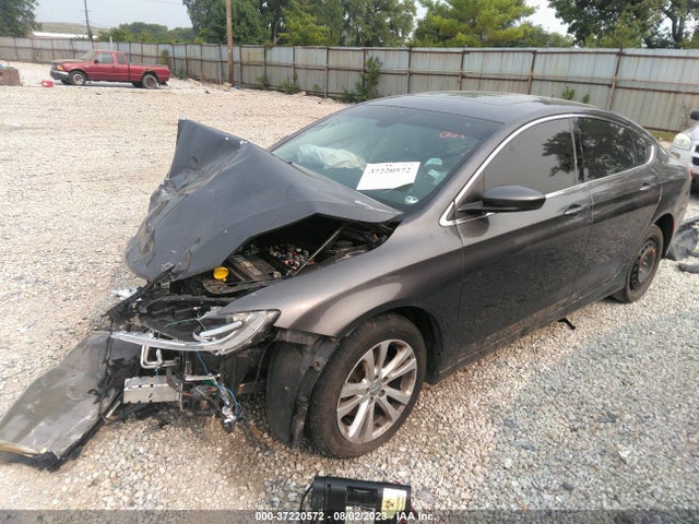 Chrysler 200 Limited 2016 1C3CCCABXGN144243 Image 2