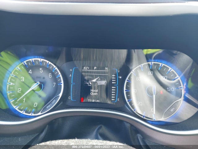 2C4RC1BG7HR588088 Chrysler Pacifica Touring-l