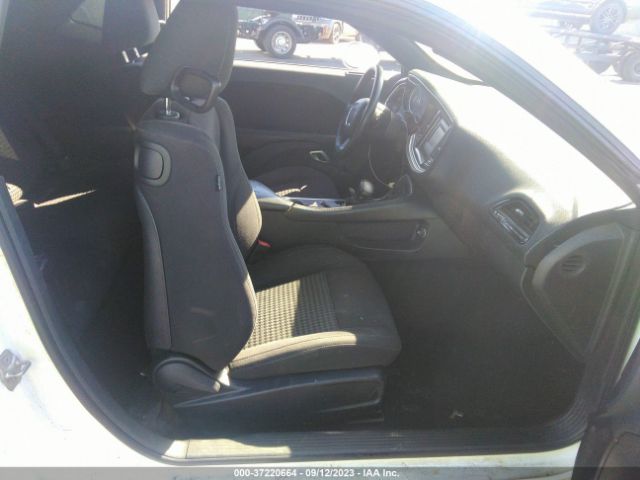 2C3CDZAG8FH718678 Dodge Challenger Sxt