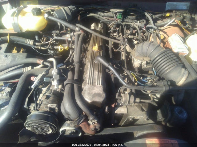 1988 JEEP CHEROKEE LAREDO VIN: 1JCMR7844JT249777