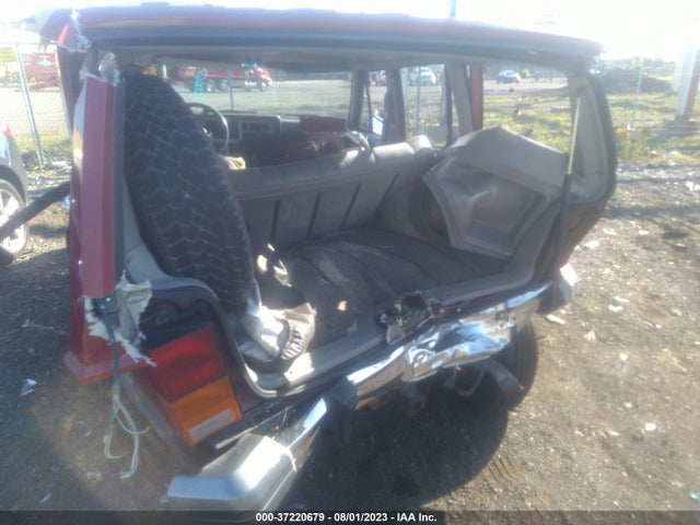 1988 JEEP CHEROKEE LAREDO VIN: 1JCMR7844JT249777