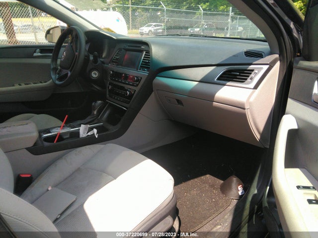 2016 HYUNDAI SONATA 2.4L SE VIN: 5NPE24AF9GH282789