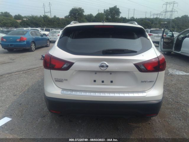 JN1BJ1CR5HW105845 Nissan Rogue Sport Sv