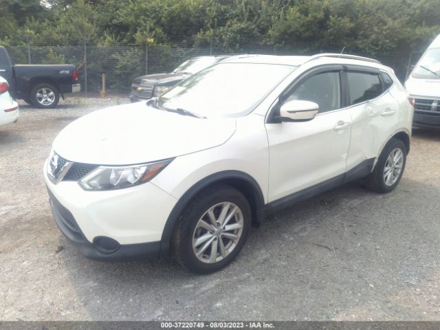JN1BJ1CR5HW105845 Nissan Rogue Sport Sv