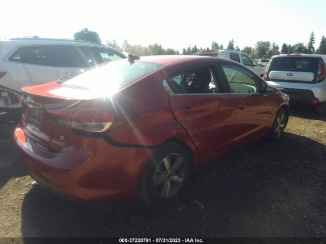 3KPFL4A70JE241019 KIA FORTE S